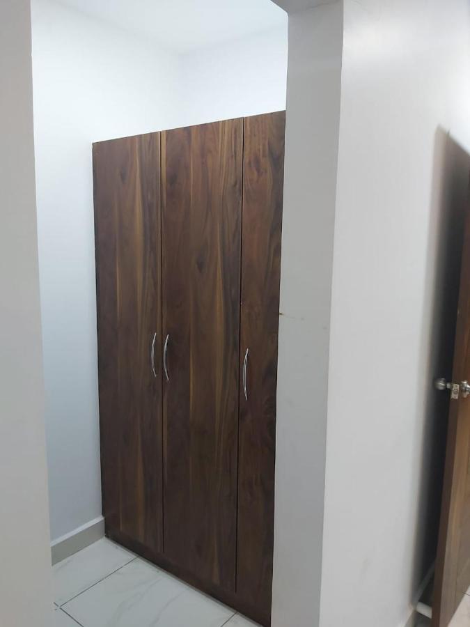 Hotel Sahasra Dla Varangal Kültér fotó